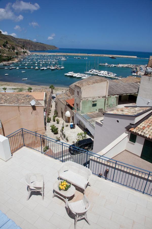 Apartamento La Terrazza Sul Porto Castellammare del Golfo Exterior foto